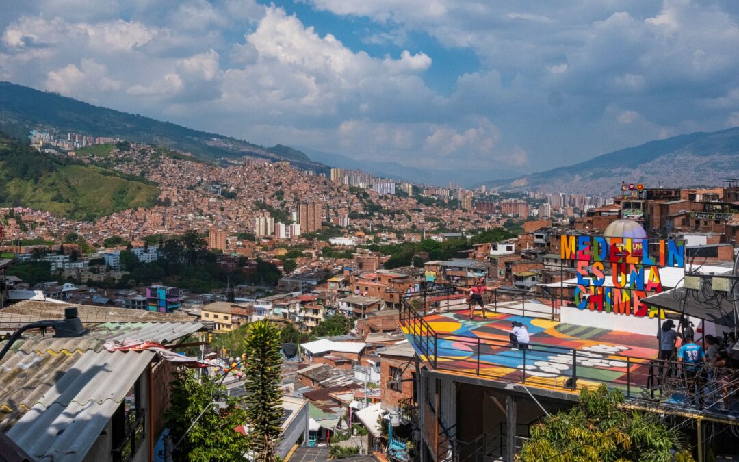 El POT de Medellín pone la vivienda turística en el centro del debate: ¿más restricciones para los pequeños prestadores?